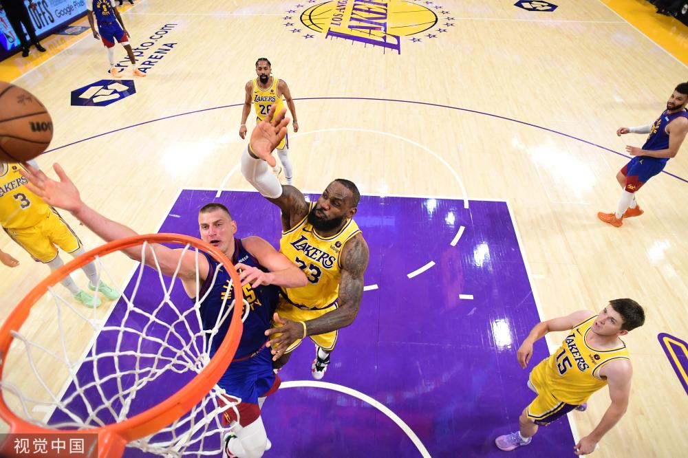 的指导下 的指导下