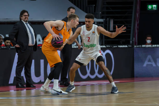 门希克的崛 门希克的崛