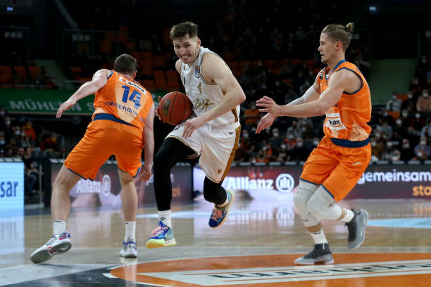 都能从中感 都能从中感