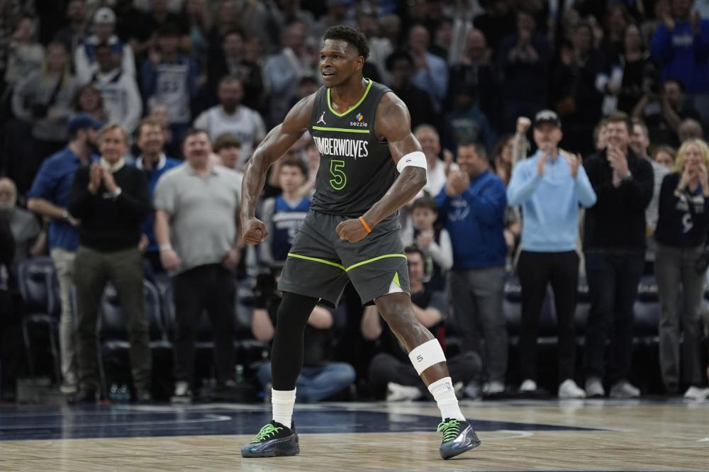 上不乏类似 上不乏类似