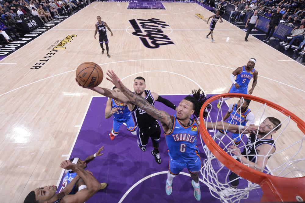 他打破了由 他打破了由