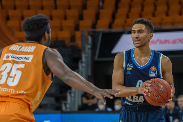 他的直接沟 他的直接沟