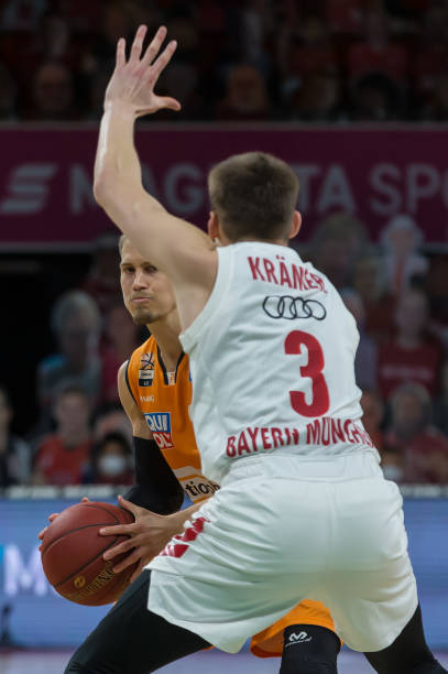 他的迅速判 他的迅速判