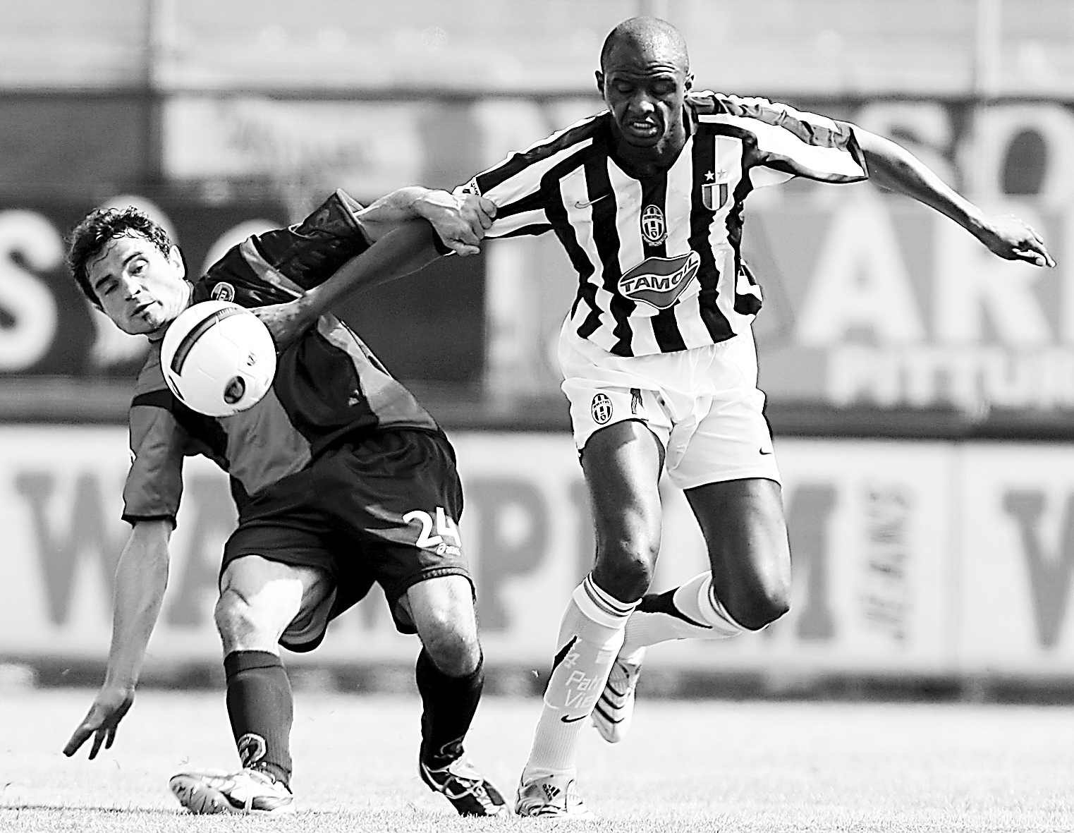 对他是否已 对他是否已